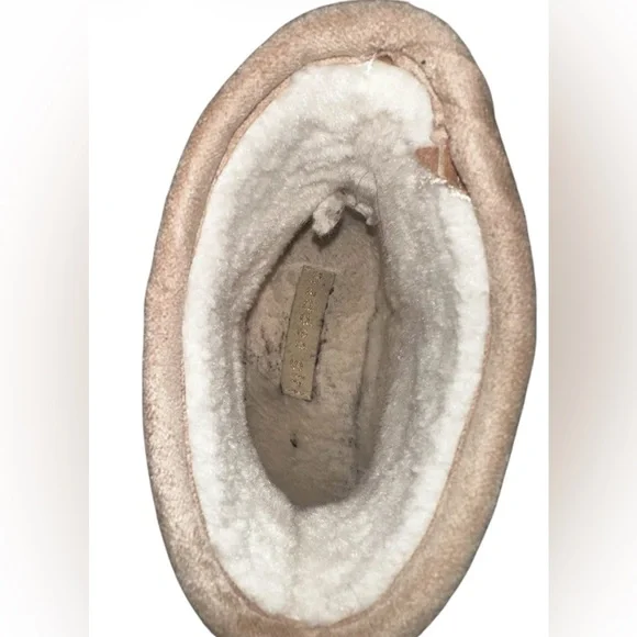 Madden Girl Silver Boots. Size 7 1/2. - Picture 12 of 14